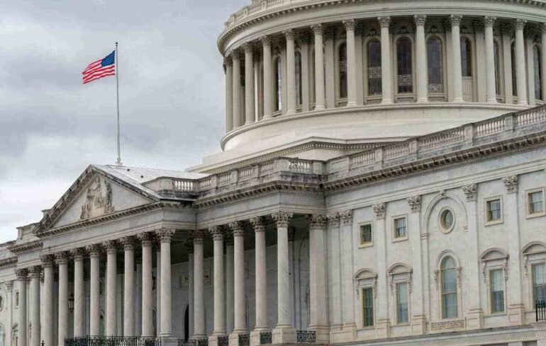 Congress Votes to Prevent US Government Shutdown