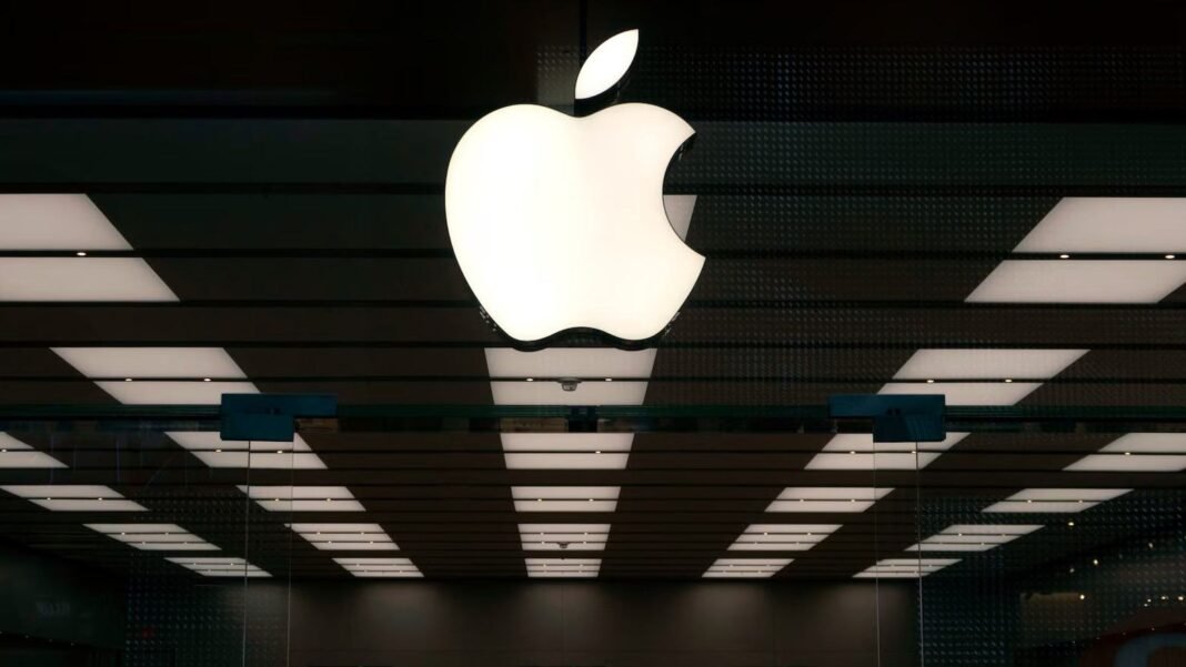 US Accuses Apple of Anti-Competitive Behavior in Smartphone Sector