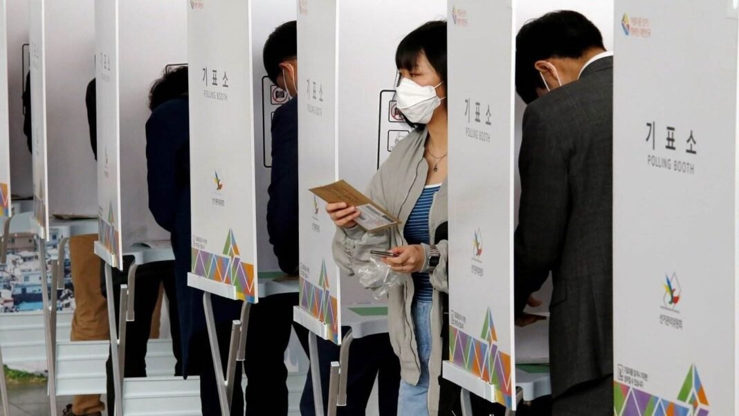 Arrests Made Over Spy Cameras At South Korea Voting Stations